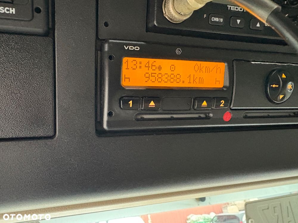 Mercedes-Benz Actros - 9