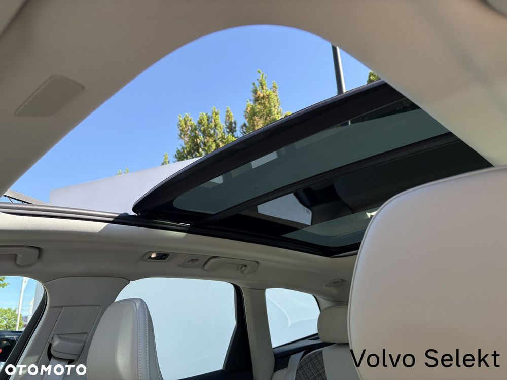 Volvo XC 60 - 25