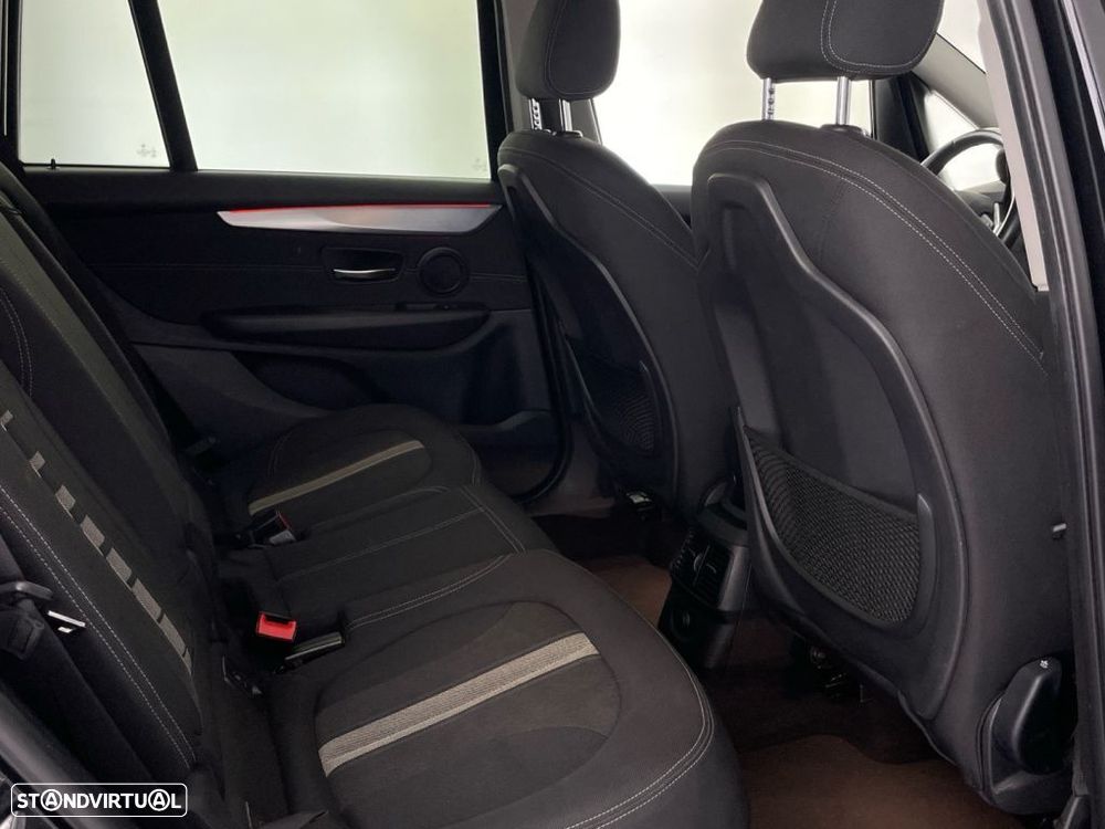 BMW 216 Gran Tourer d Line Sport - 25