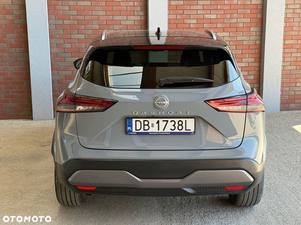 Nissan Qashqai 1.3 DIG-T MHEV 4x4 Tekna+ Xtronic - 5