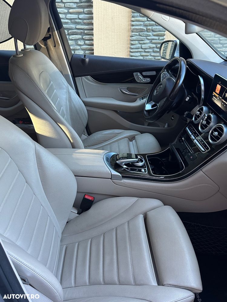 Mercedes-Benz GLC 250 d 4Matic 9G-TRONIC Exclusive - 22