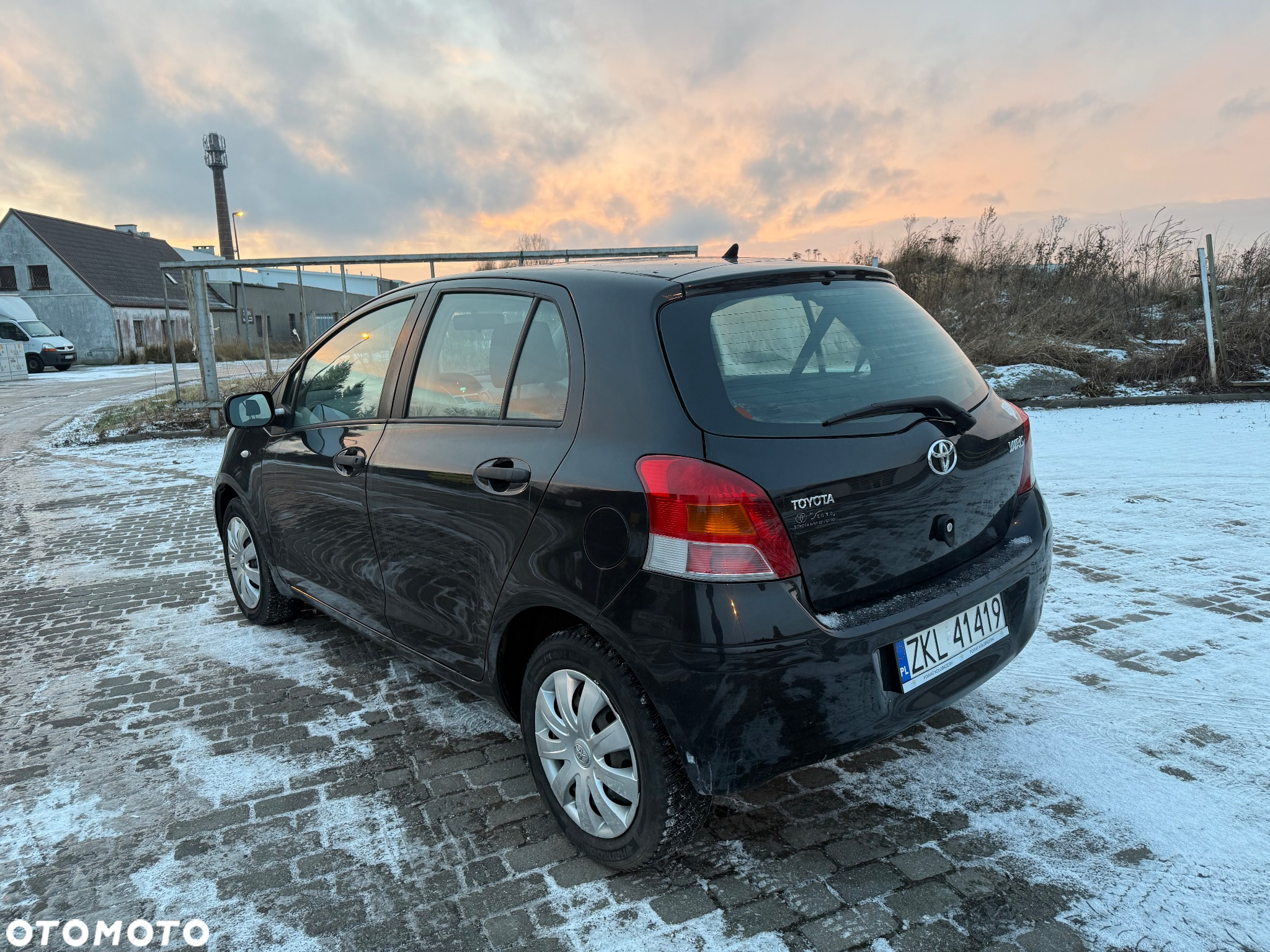 Toyota Yaris - 17