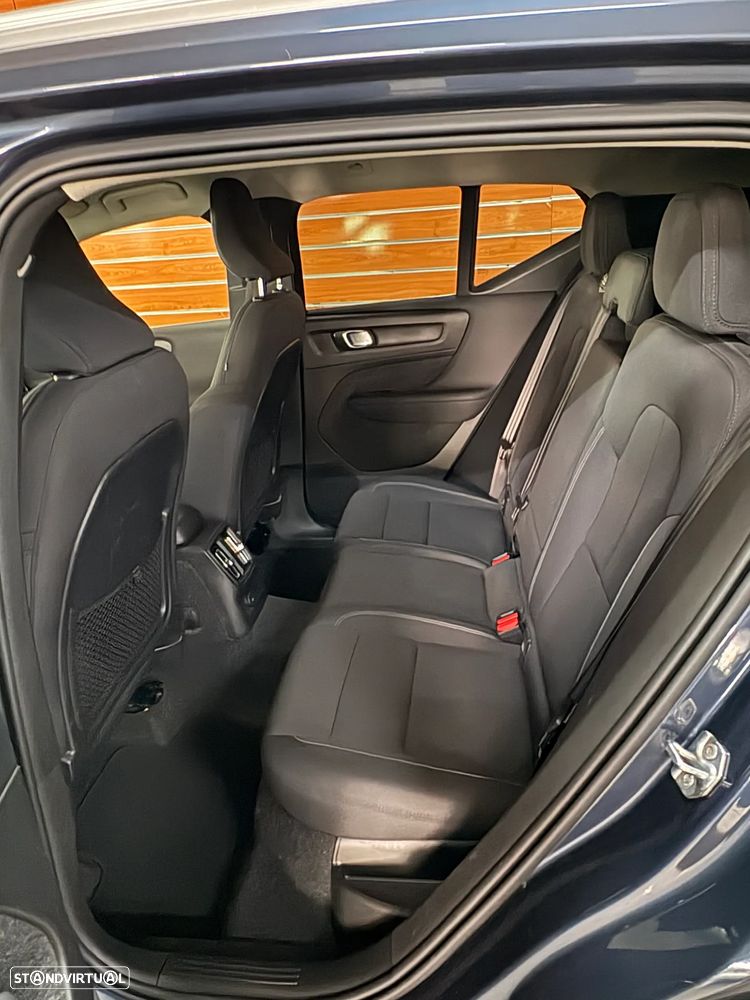 Volvo XC 40 T4 Recharge DKG Inscription Expression - 13