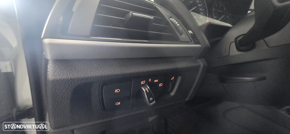 BMW 218 d Cabrio Pack M Auto - 13