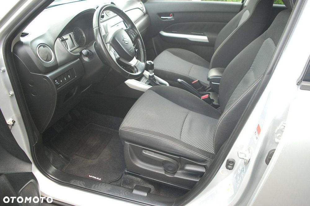 Suzuki Vitara - 5