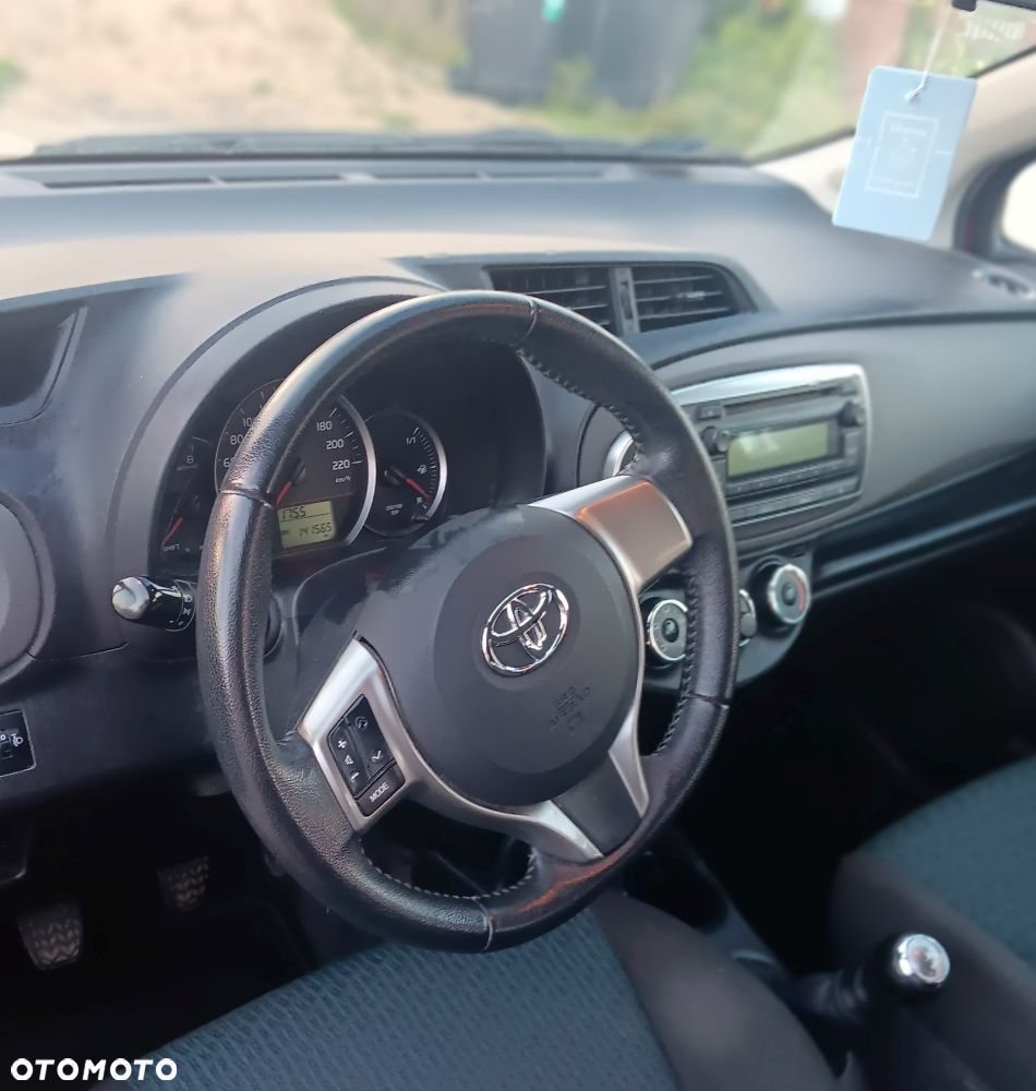 Toyota Yaris 1.0 Luna - 6