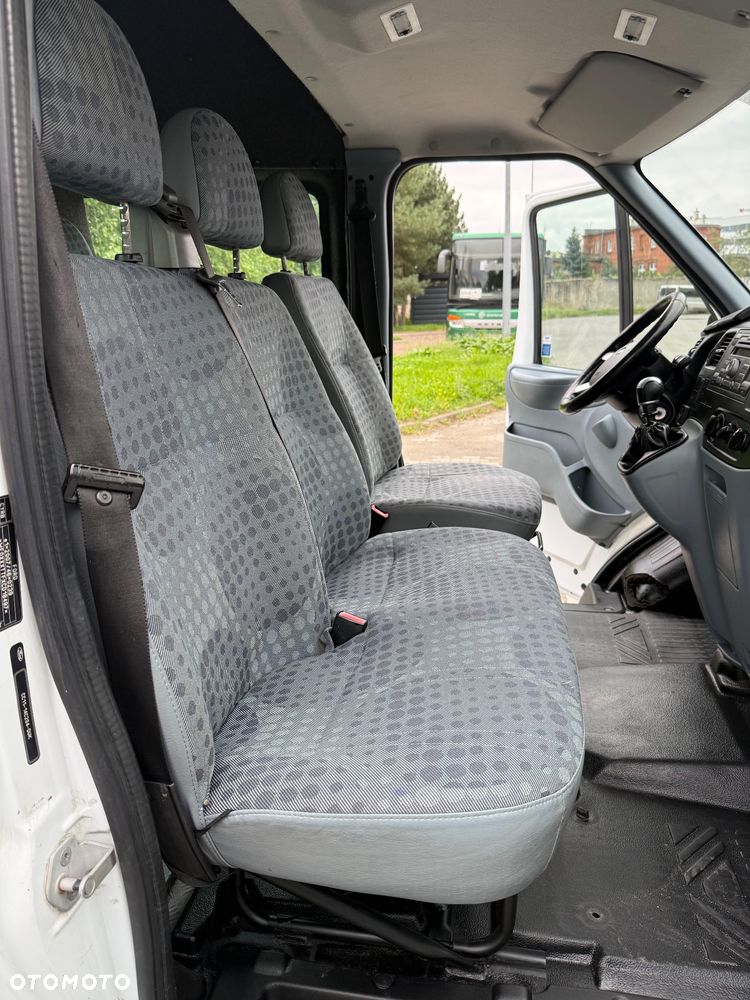 Ford Transit 2.2 TDCI L3H3 6 osobowy 4X4 AWD Salon PL - 18