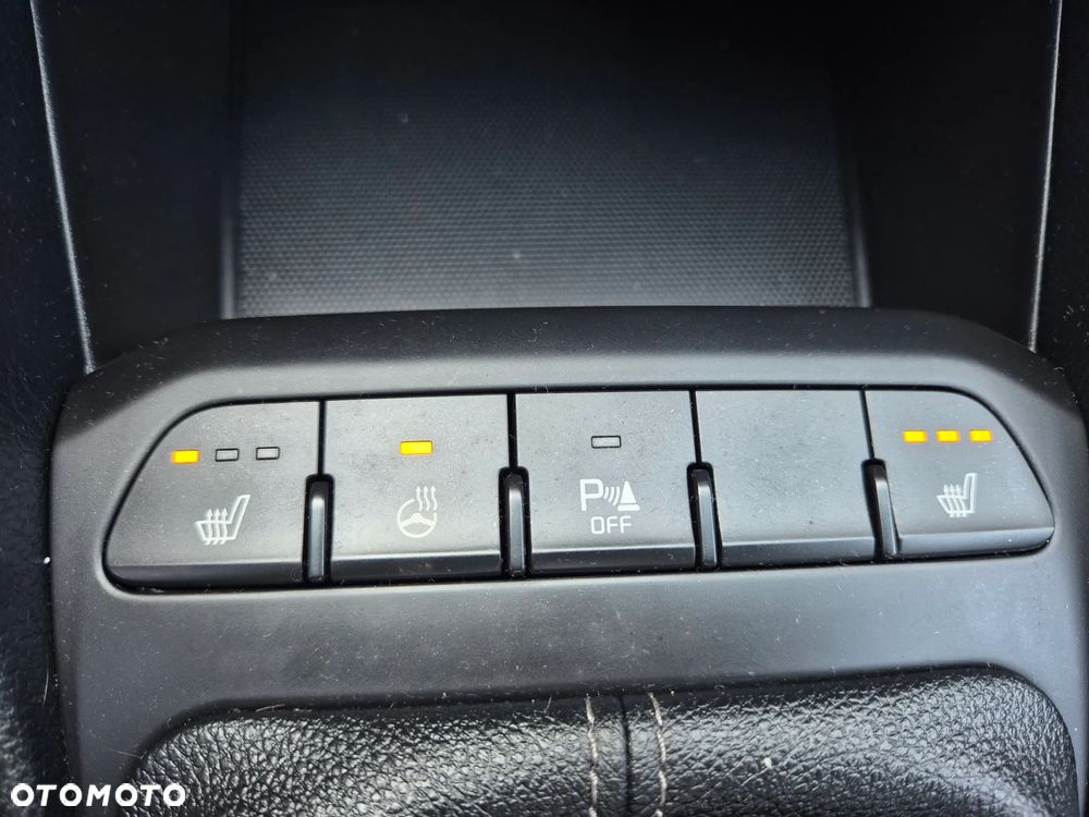 Kia Stonic 1.2 L Business Line - 21