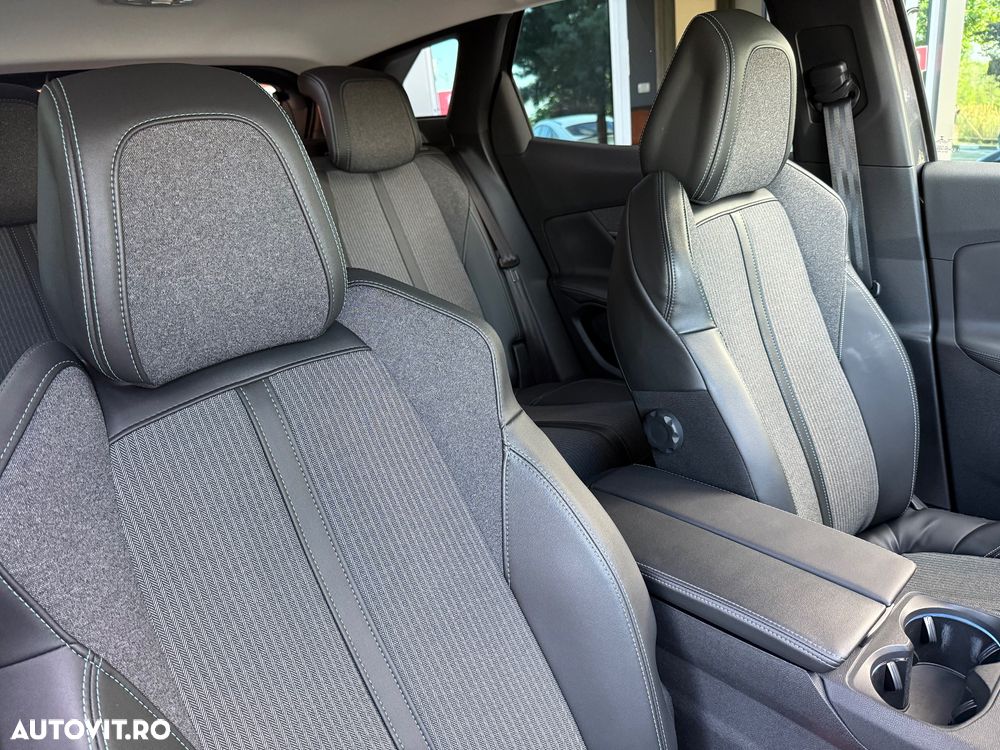 Peugeot 3008 BlueHDi 130 Stop & Start EAT8 Allure - 12