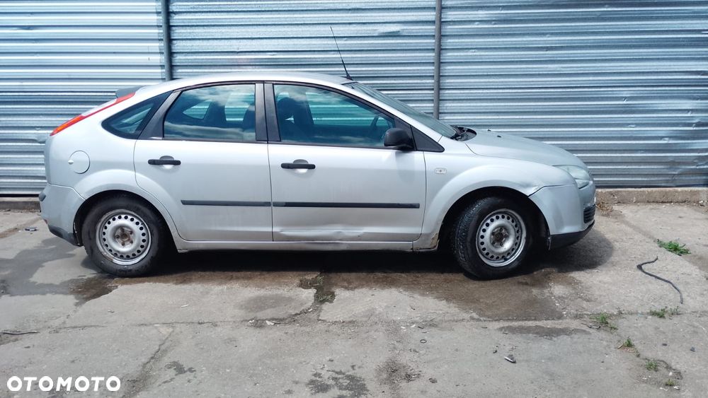 Tylko Części Ford Focus II MK2 1.6 16v HWDA 74kW 100KM 5d hb 04r–07r lakier O3 03 - 4