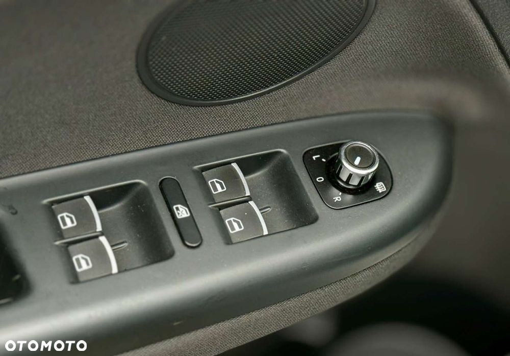 Volkswagen Golf Plus - 20