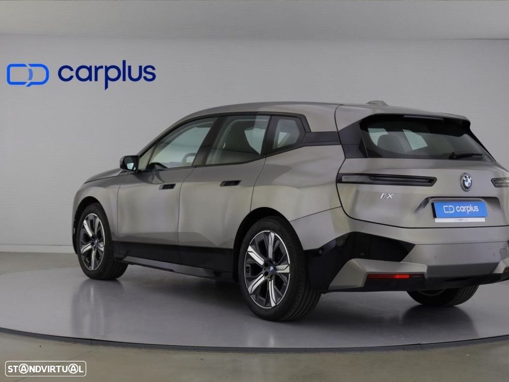 BMW iX xDrive 50 — photo 5