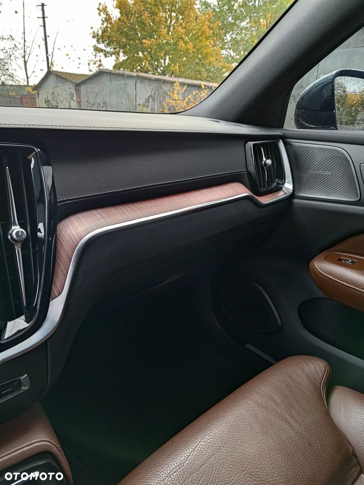 Volvo S60 T8 Recharge AWD Geartronic Inscription - 17