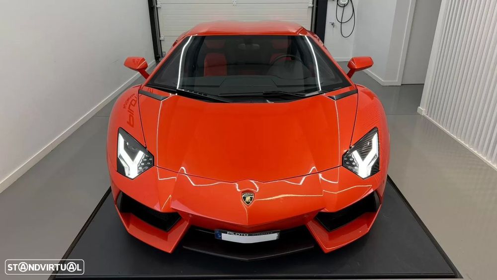 Lamborghini Aventador 6.5 V12 LP700-4 - 5