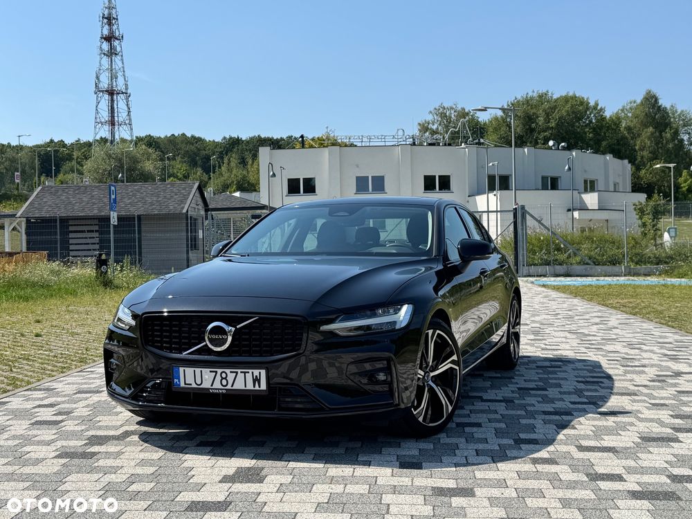 Volvo S60 B5 B AWD Ultimate Dark - 1