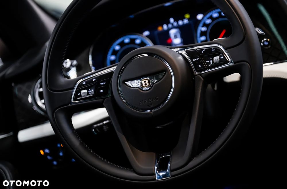 Bentley Bentayga - 29