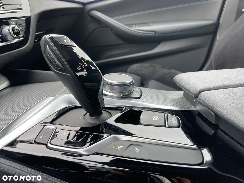 BMW Seria 5 520d xDrive M Sport sport - 34
