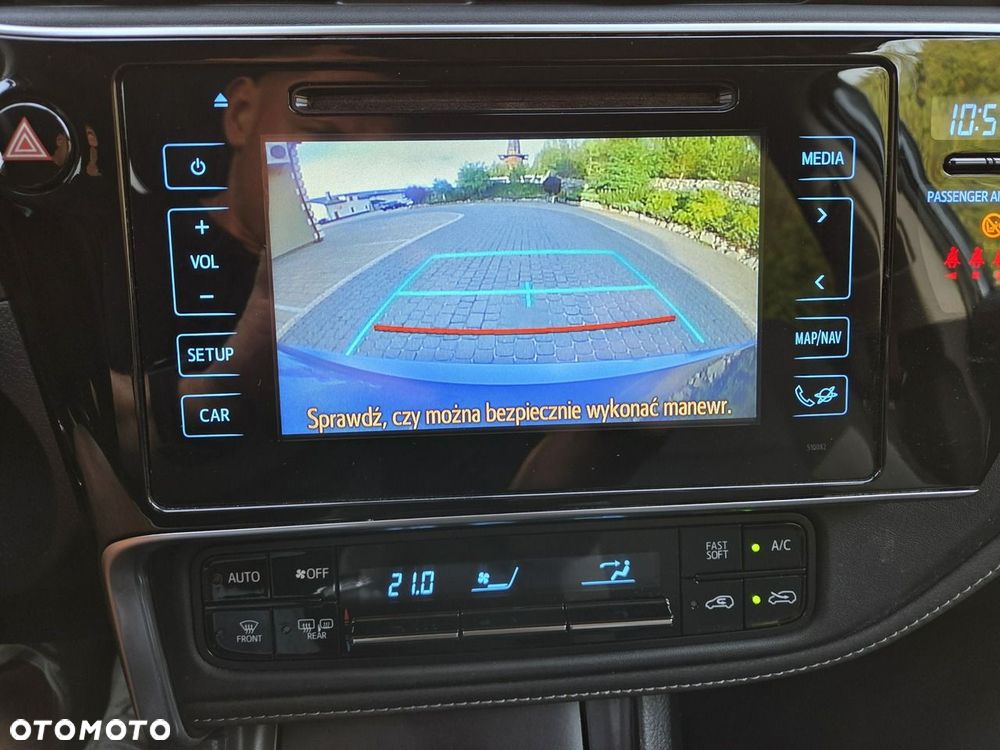 Toyota Corolla - 21