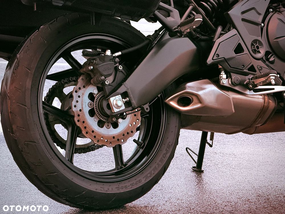 Kawasaki Versys 650 - 9