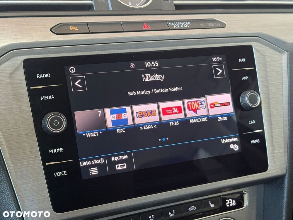 Volkswagen Passat - 24