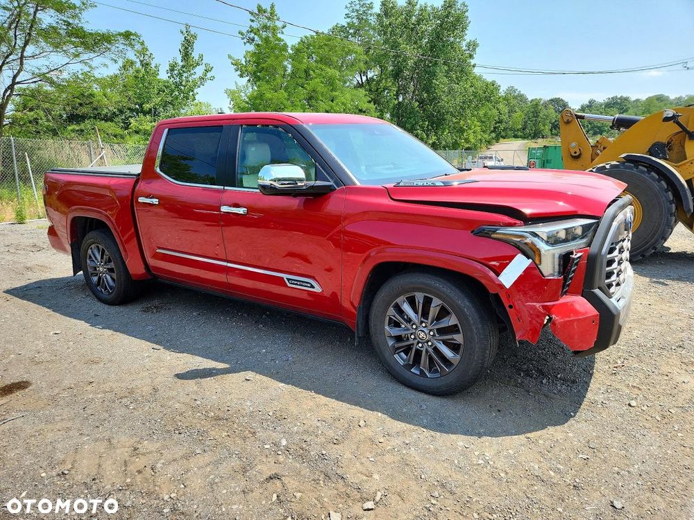 Toyota Tundra - 4