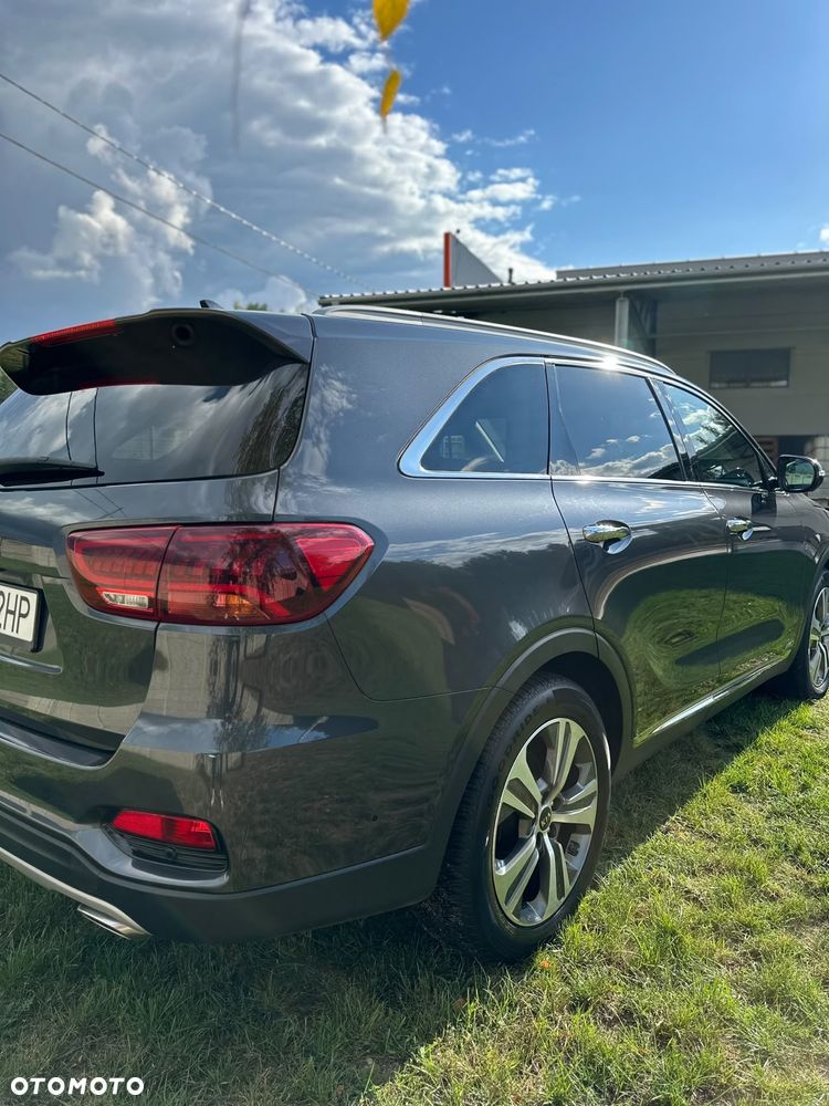 Kia Sorento - 4