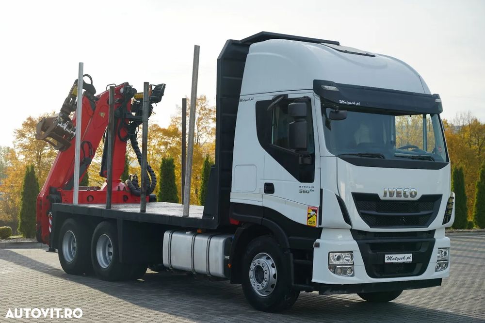 Iveco STRALIS 560 / 6X4 / PENTRU LEMN / PENTRU COPACI / PENTRU PĂDURE / REMORCĂ PALFINGER EPSILON / CAPACITATE DE RIDICARE - 5.250 KG - 10
