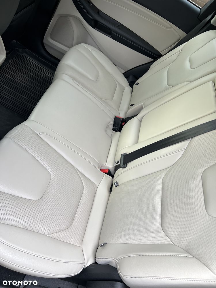 Ford Edge - 14