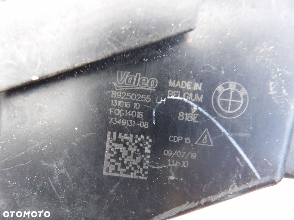BMW - G30,G31 - LEWY HALOGEN - DEMONTAŻ - EUROPA - 7349131 - 2