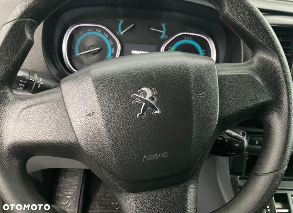 Peugeot Expert - 13