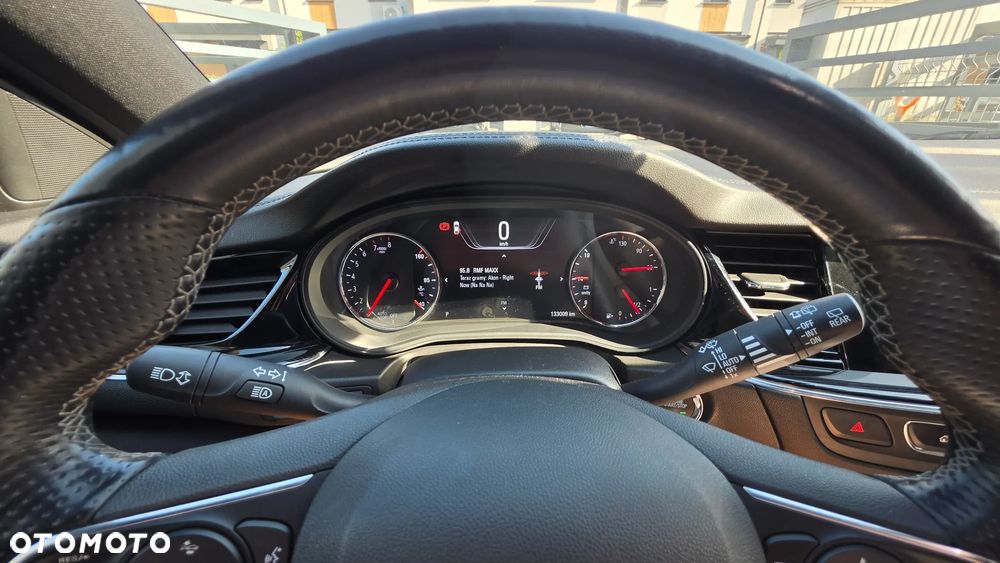 Opel Insignia 2.0 T 4x4 Innovation S&S - 13
