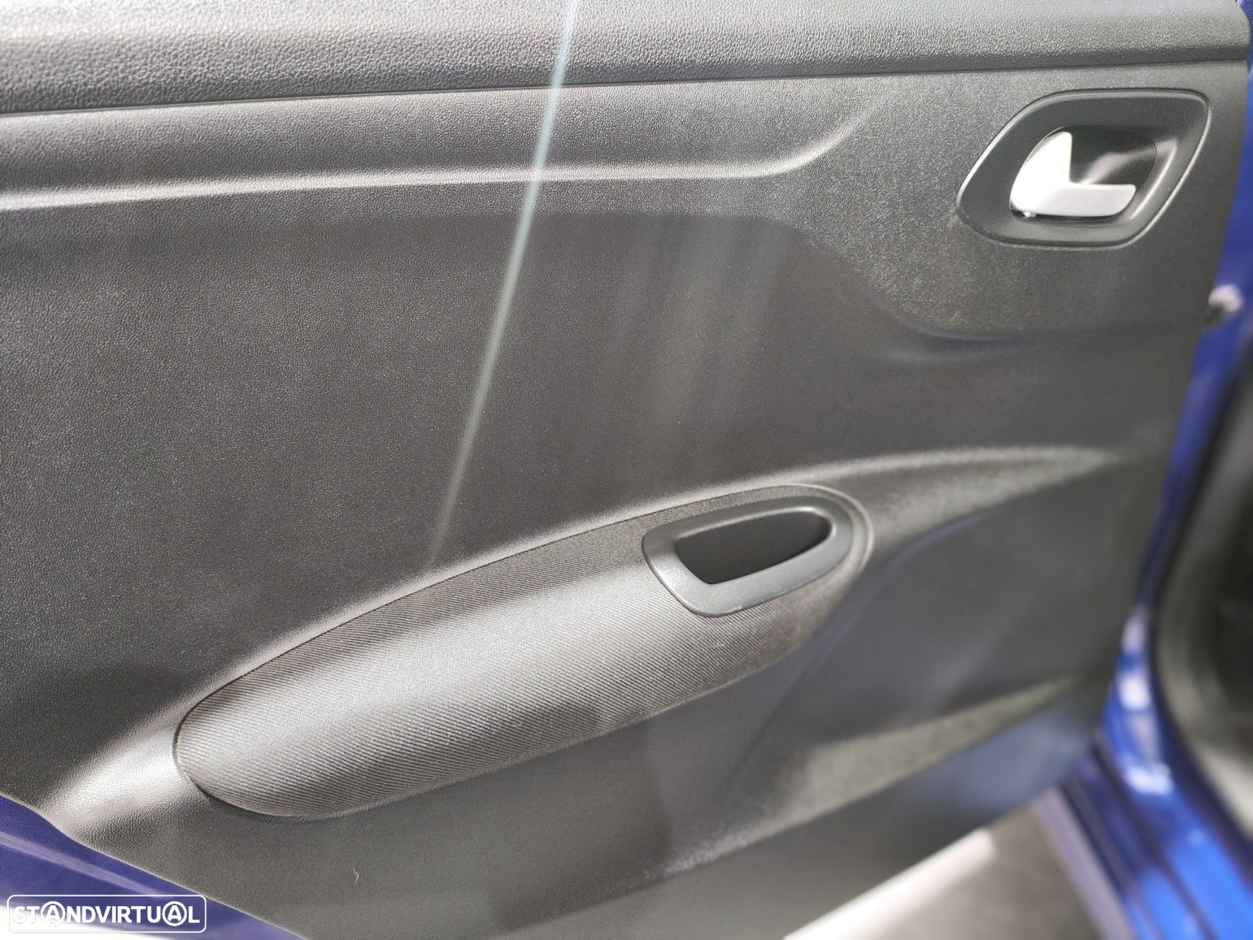 Citroën C-Elysée 1.2 PureTech Exclusive - 27