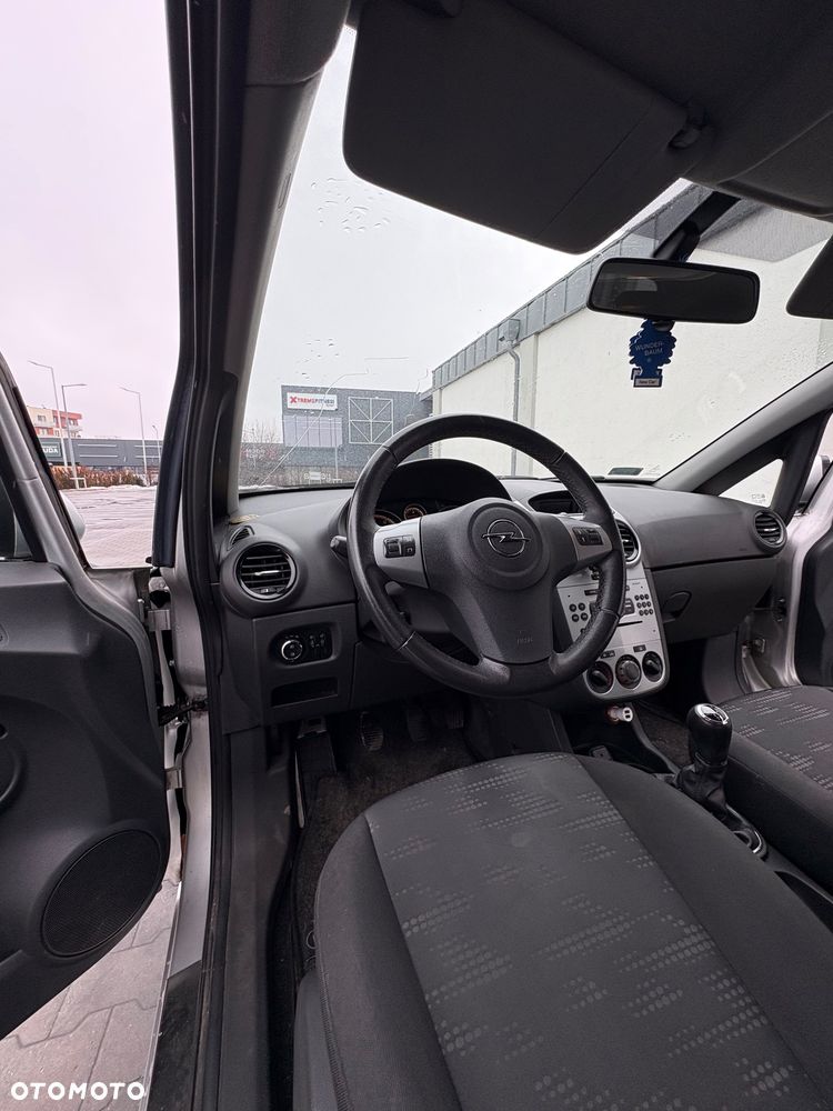 Opel Corsa ver-1-2-16v-ecoflex-satellite - 12