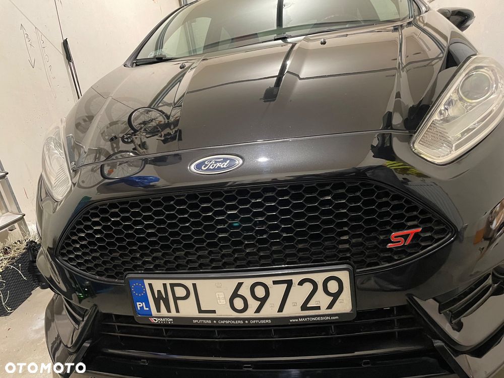 Ford Fiesta 1.6 EcoBoost ST - 26