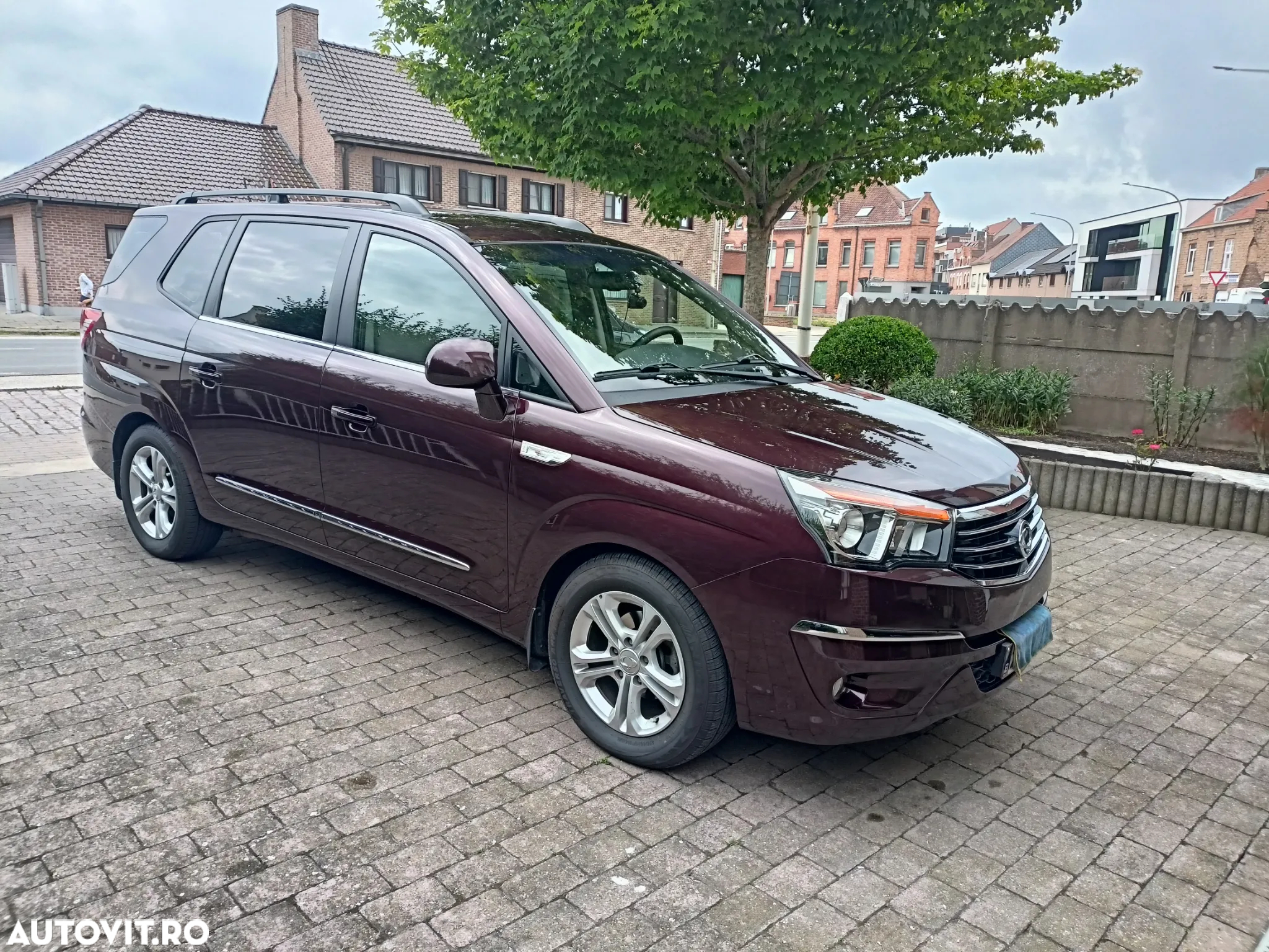 SsangYong Rodius - 3