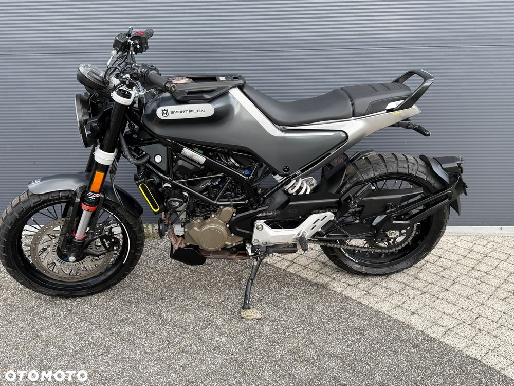 Husqvarna Svartpilen - 19