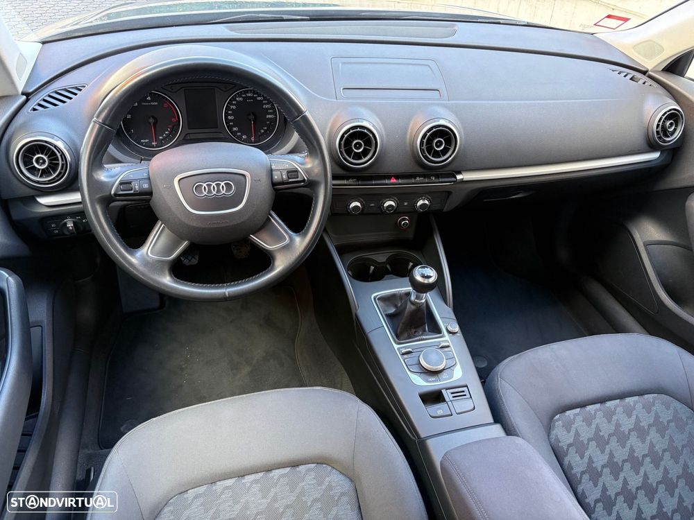 Audi A3 Limousine 1.6 TDI Advance - 28