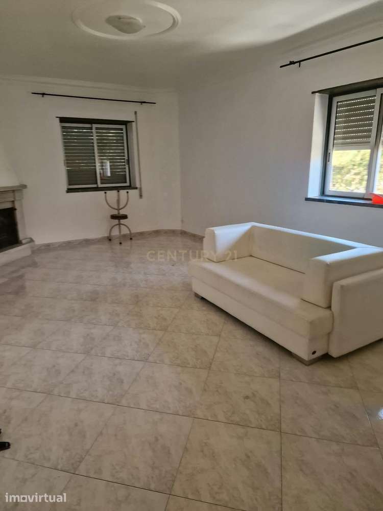 Arrendamento - Apartamento T2 em Vale Bem, Marisol - Charneca de Capar - Grande imagem: 2/4