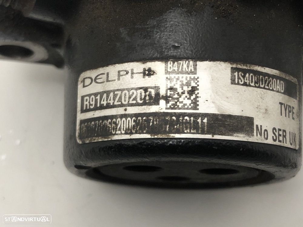 Régua  de injecção FORD FOCUS (DAW, DBW) 1.8 TDCi | 03.01 - 11.04 Usado REF. R91... - 5