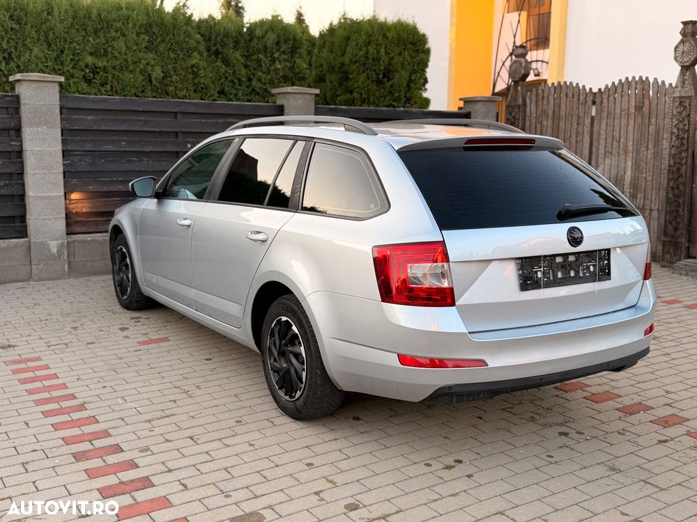 Skoda Octavia - 5