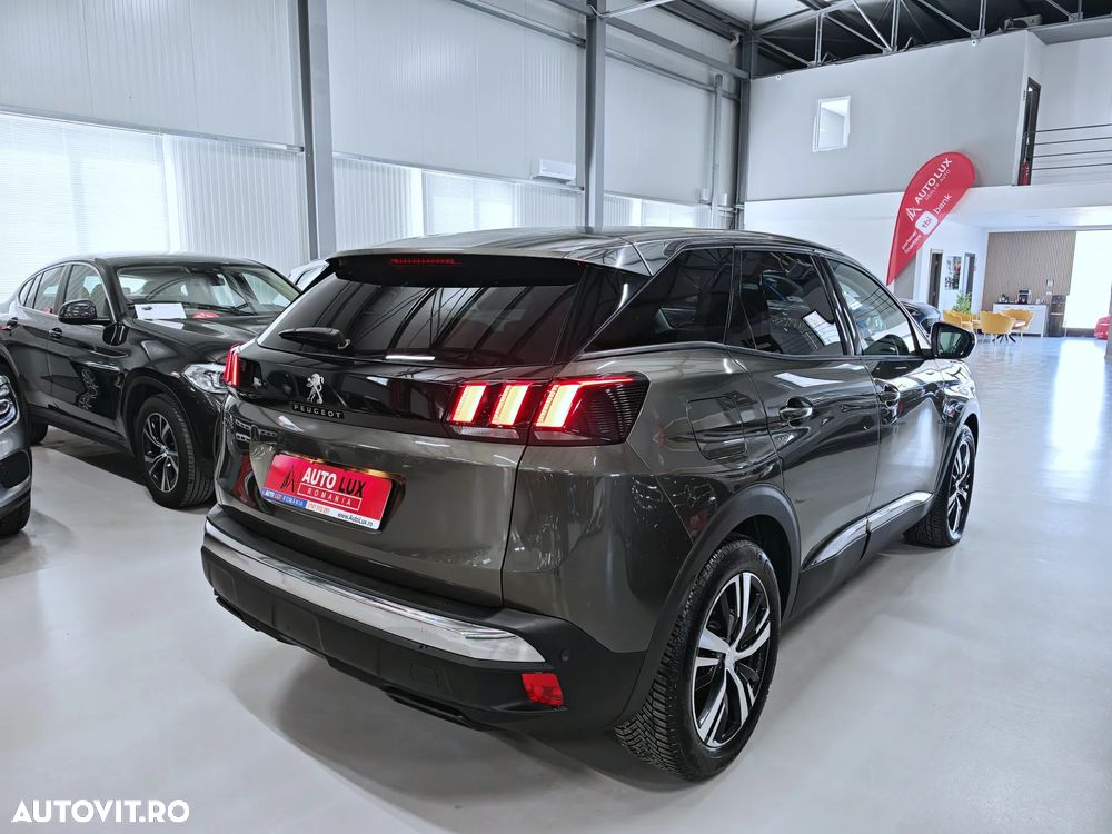 Peugeot 3008 PureTech 130 Stop & Start EAT6 Allure - 4