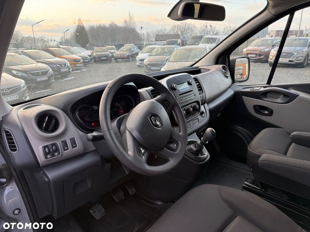 Renault Trafic - 11