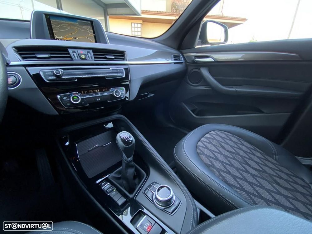 BMW X1 16 d sDrive Line xLine - 7