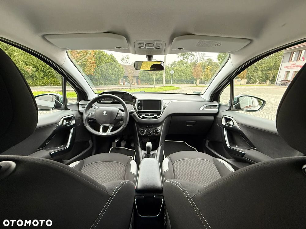 Peugeot 208 1.2 VTi Style - 18