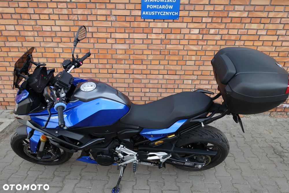BMW F - 20