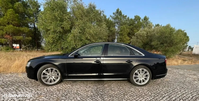 Audi A8 3.0 TDI V6 quattro Clean Diesel Exclusive - 2