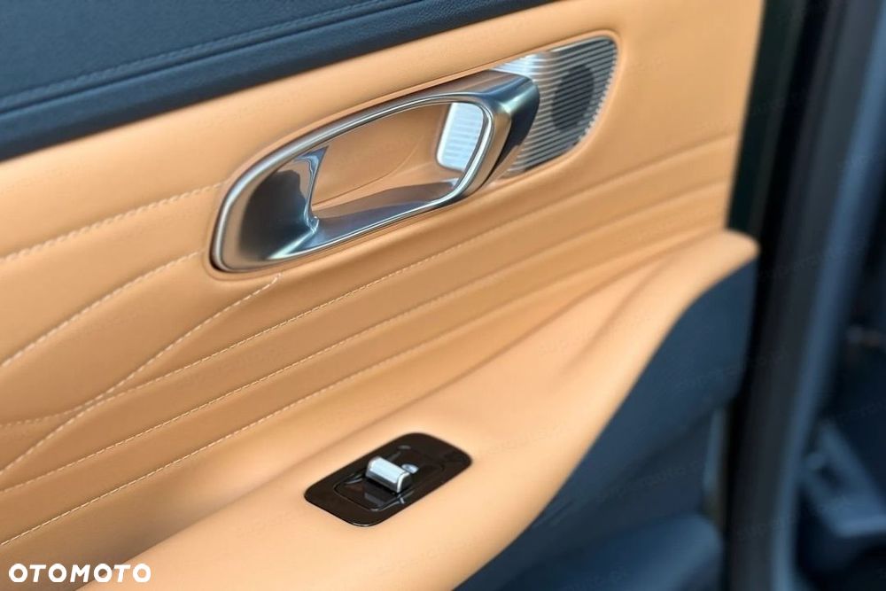 Geely Starray - 7