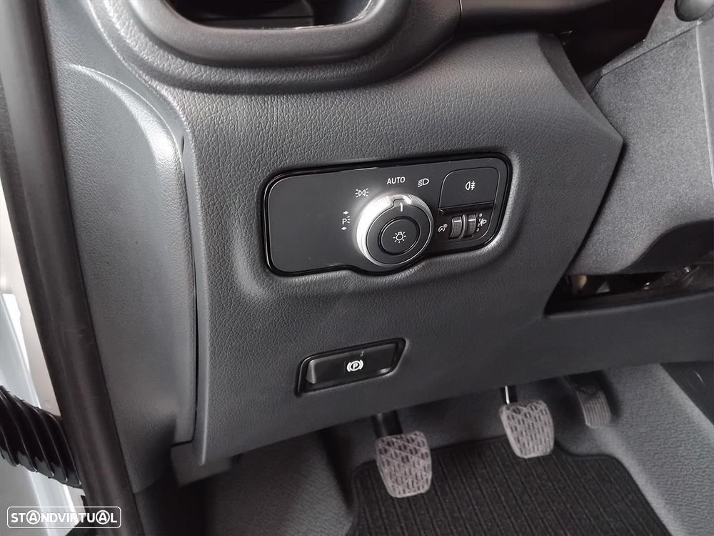 Mercedes-Benz Vito Furgão Longo 114CDI/34 - 10