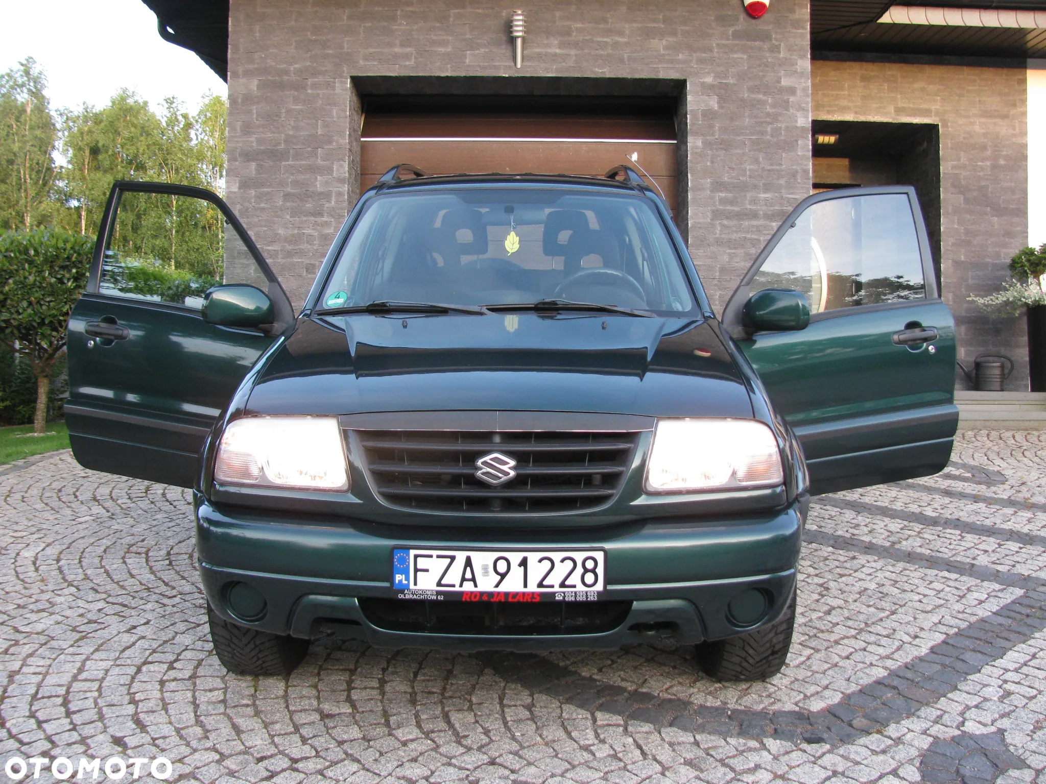 Suzuki Grand Vitara 1.6 Club - 10