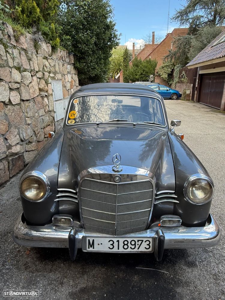 Mercedes-Benz MB180 - 2